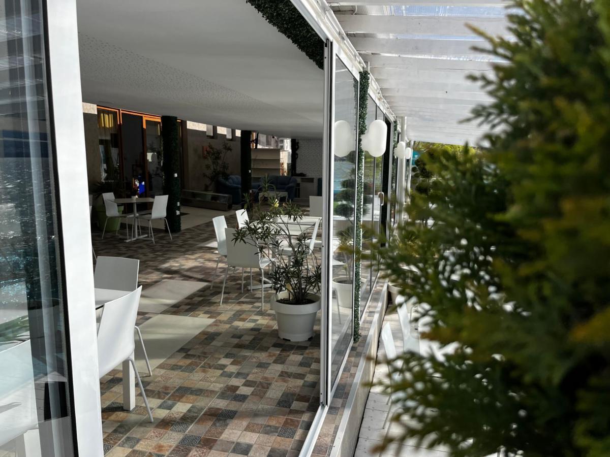 Riviera 990 - Resort & Restaurant Eselnita Exterior foto